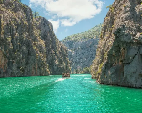  Blue Laguna Bosphorus Tour
